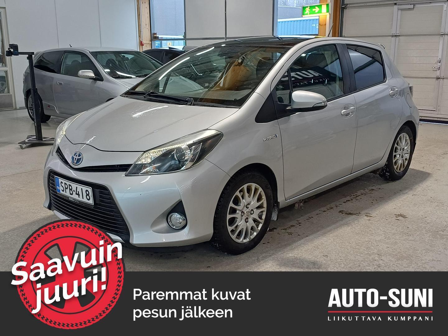 TOYOTA Yaris 2012