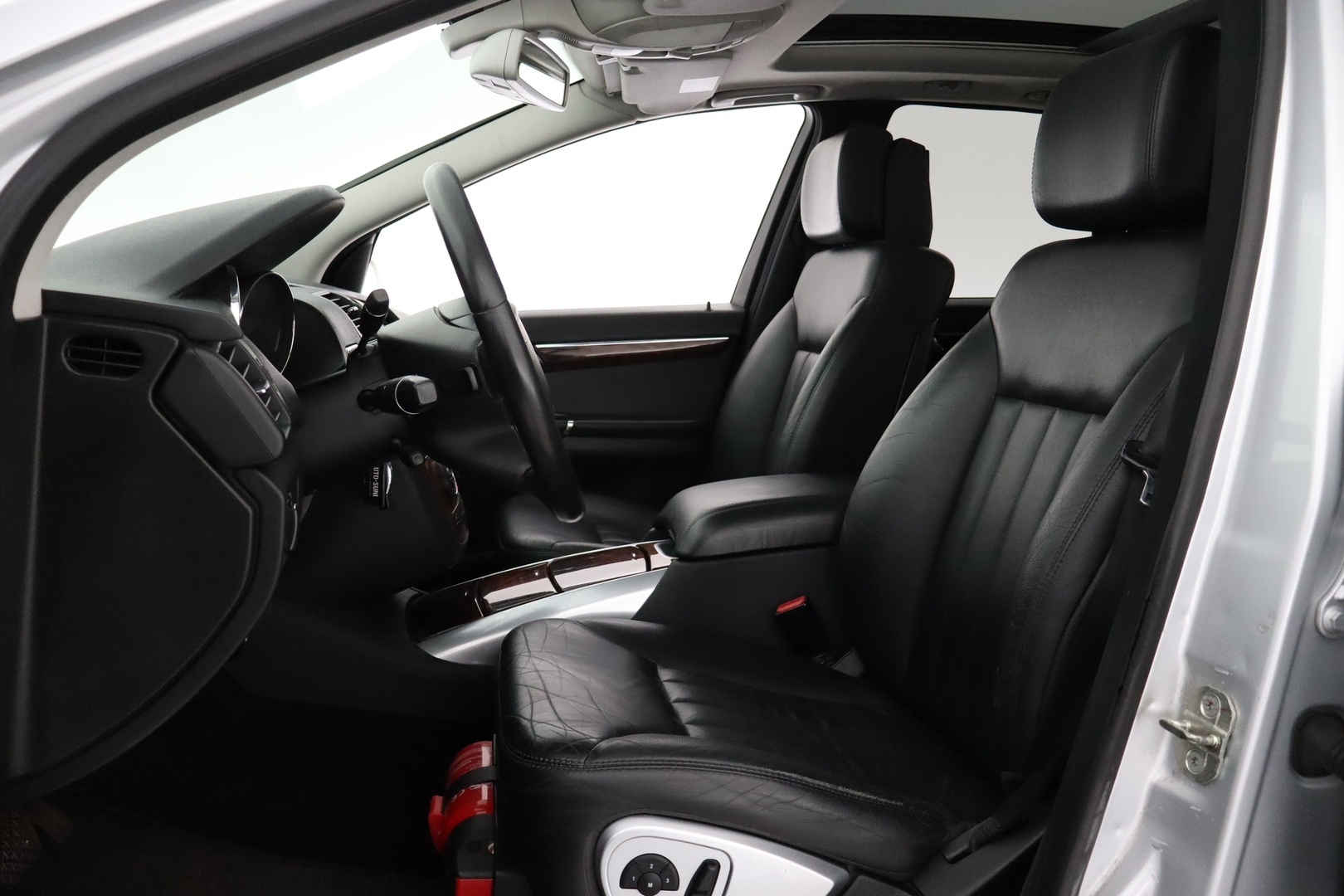 MERCEDES-BENZ R 2006