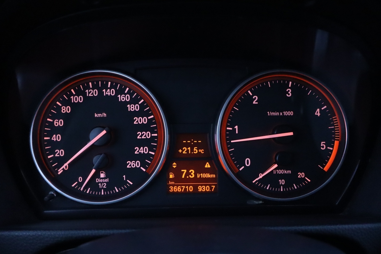 BMW 325 2008