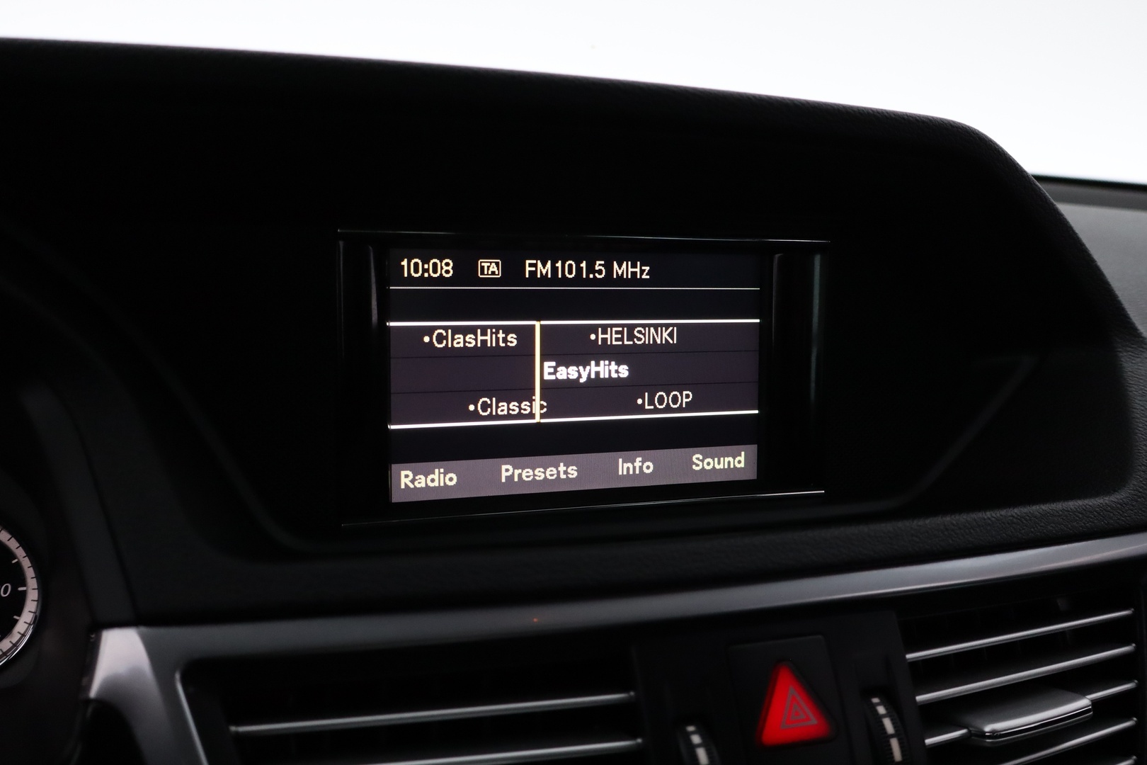 MERCEDES-BENZ E 2012