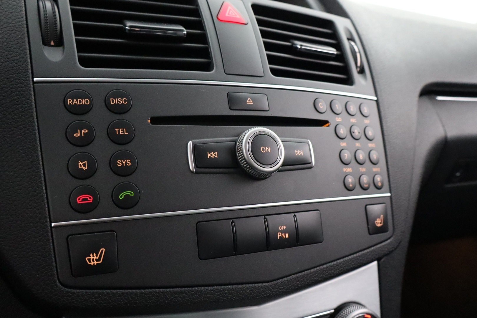 MERCEDES-BENZ C 2011
