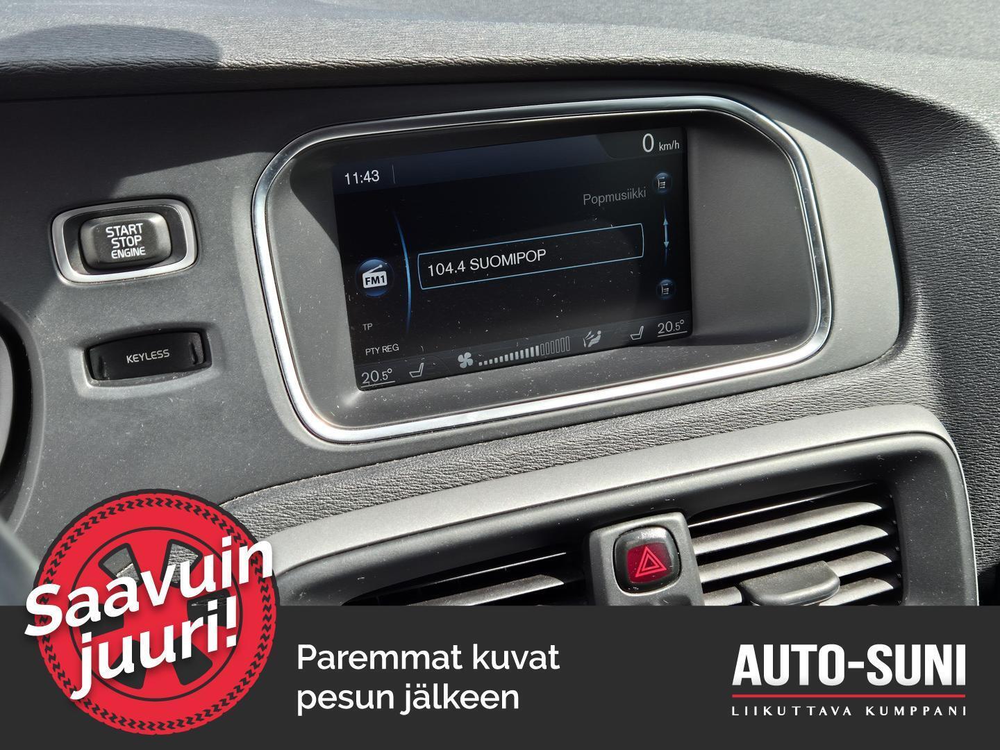 VOLVO V40 2013