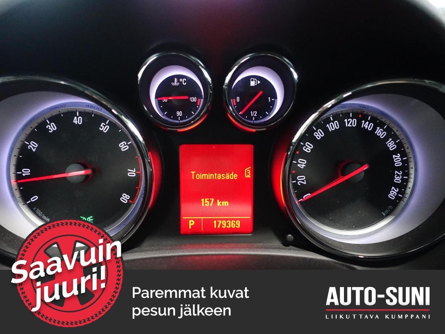 OPEL Astra 2011