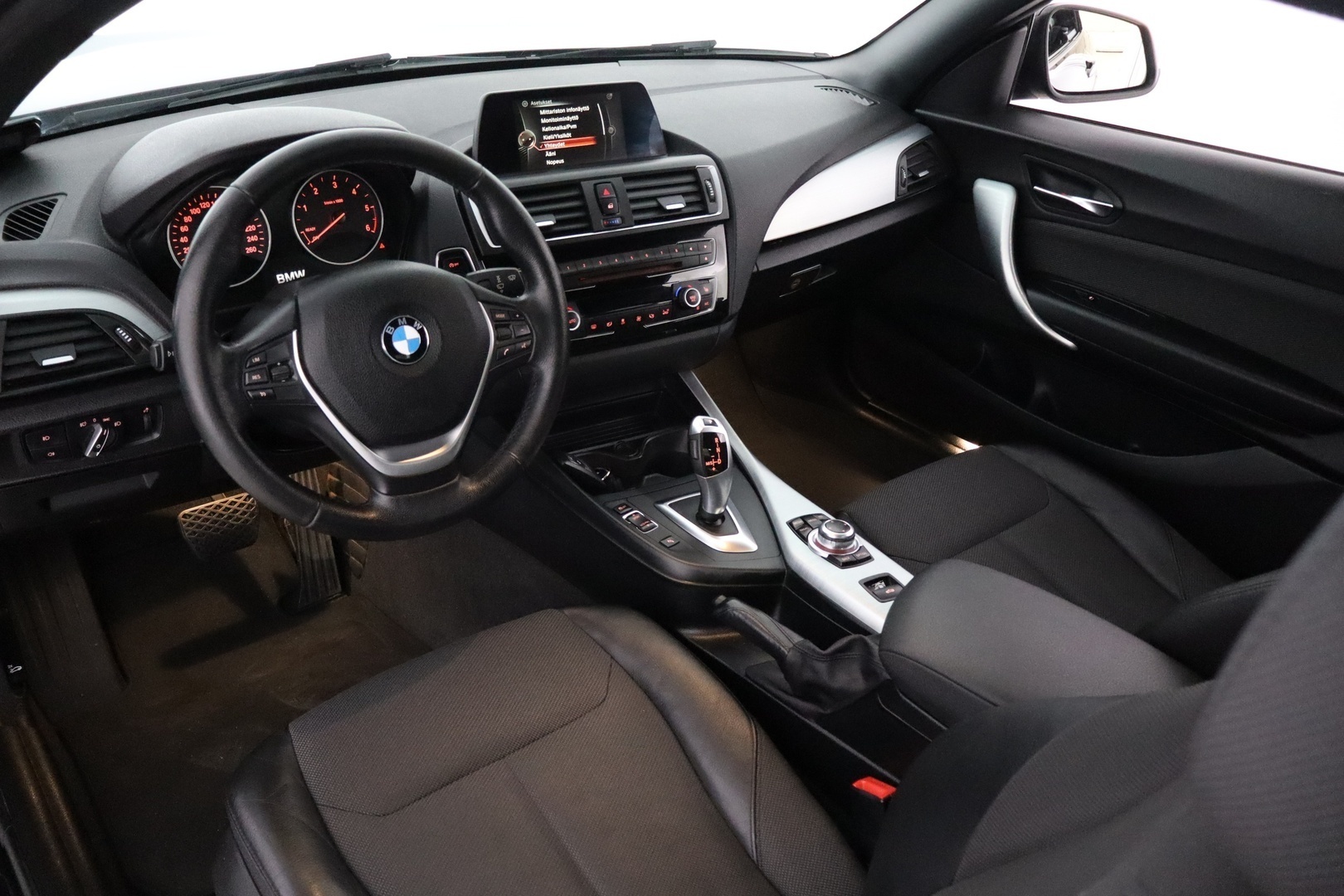 BMW 220 2016