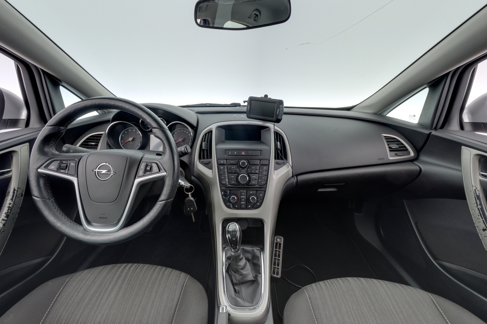 OPEL Astra 2012