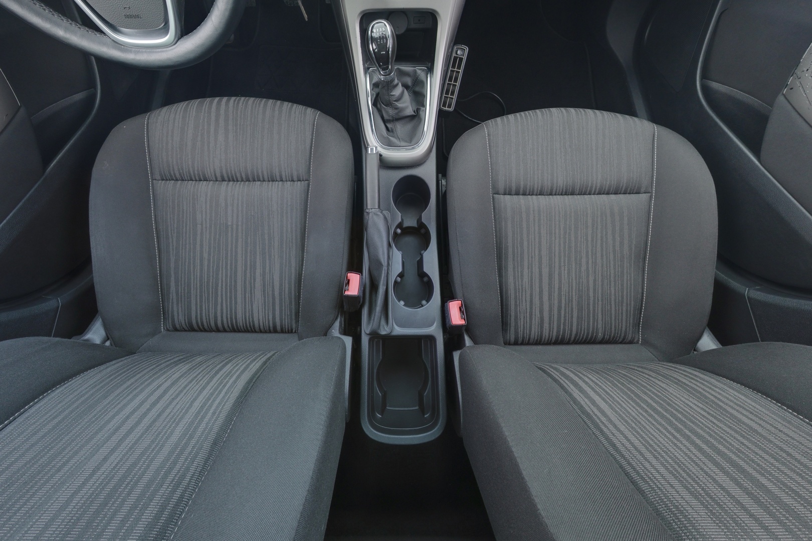 OPEL Astra 2012
