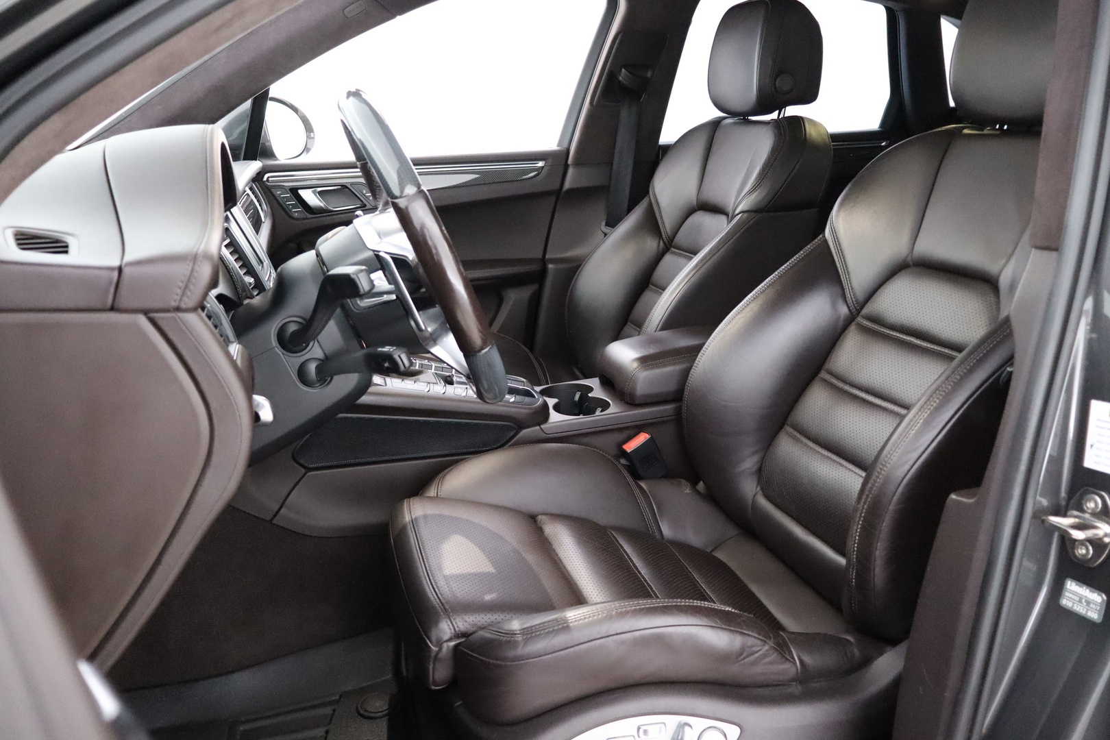 PORSCHE Macan 2015