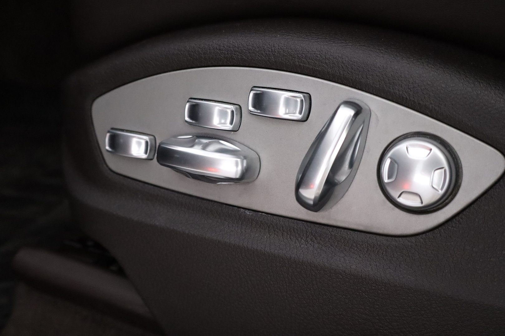 PORSCHE Macan 2015