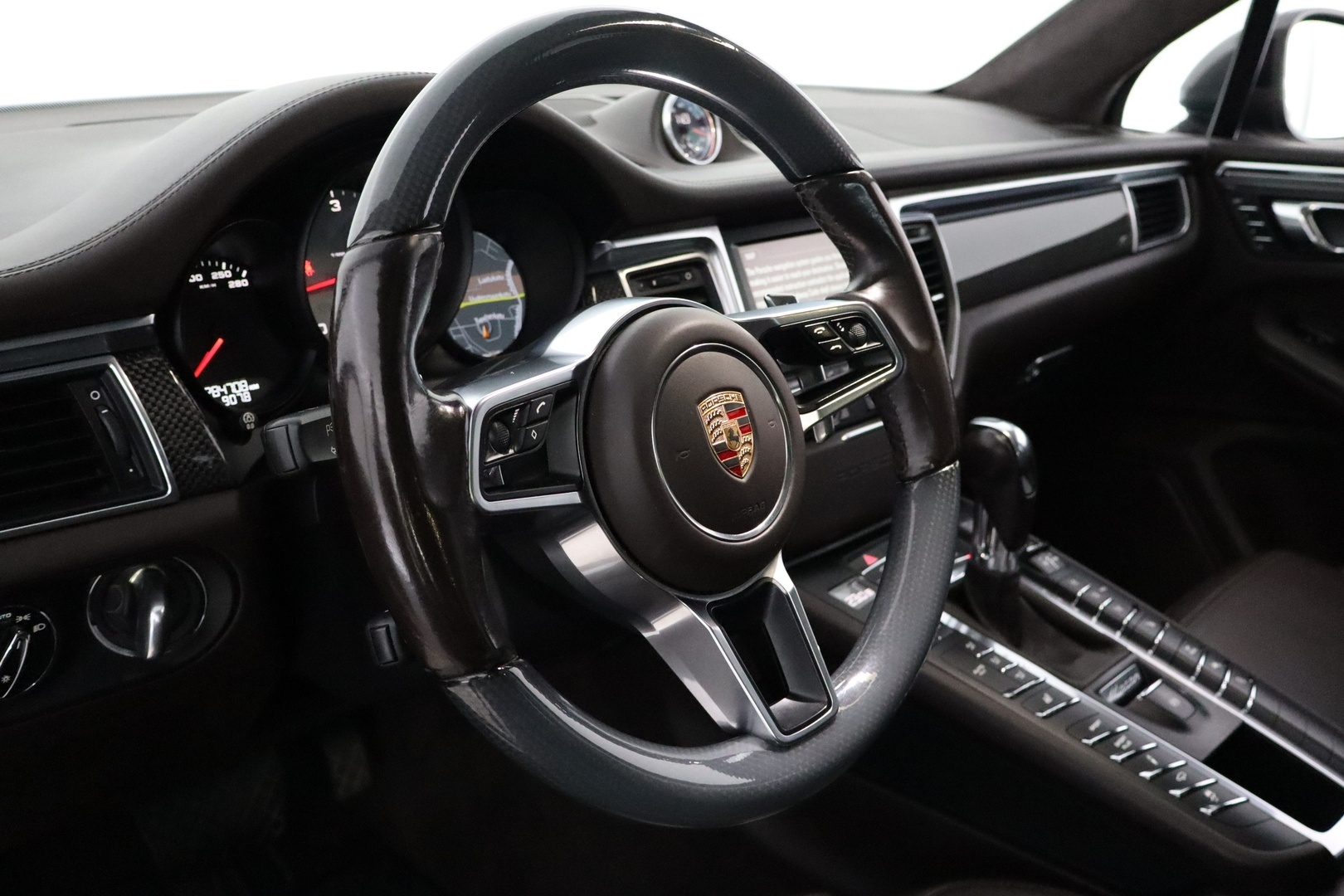 PORSCHE Macan 2015
