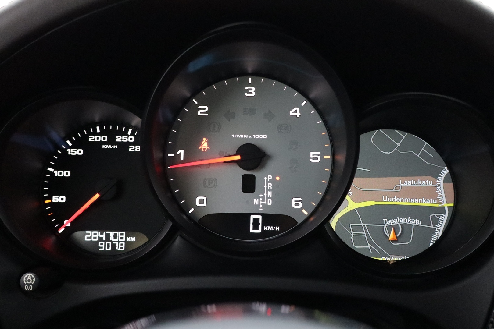 PORSCHE Macan 2015