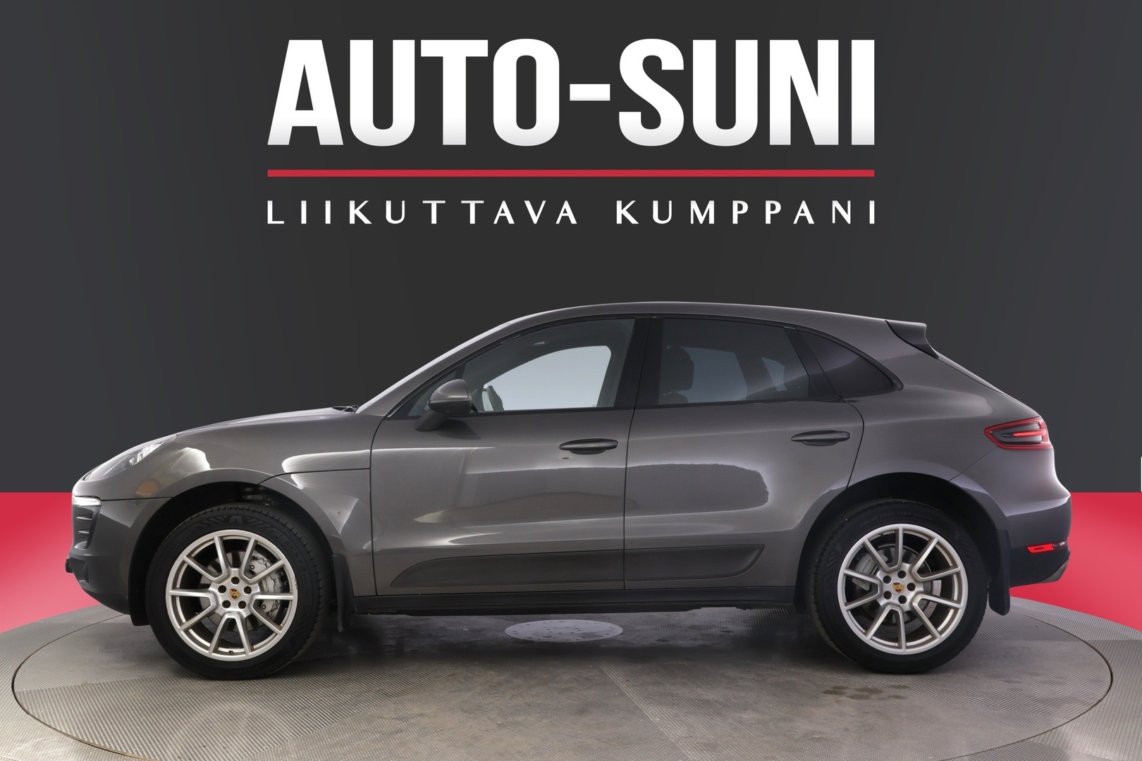 PORSCHE Macan 2015