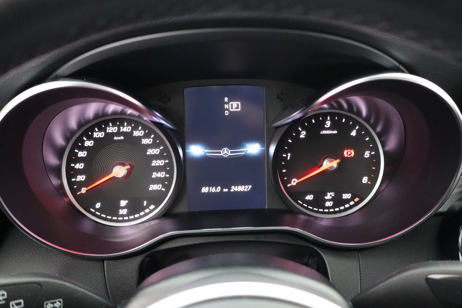 MERCEDES-BENZ C 2020