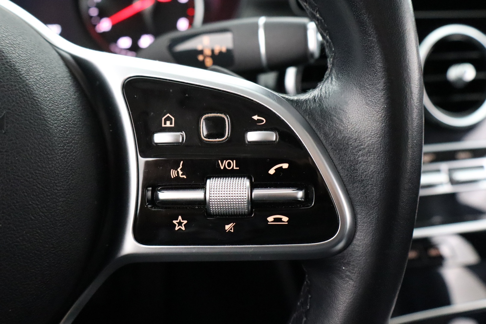 MERCEDES-BENZ C 2020