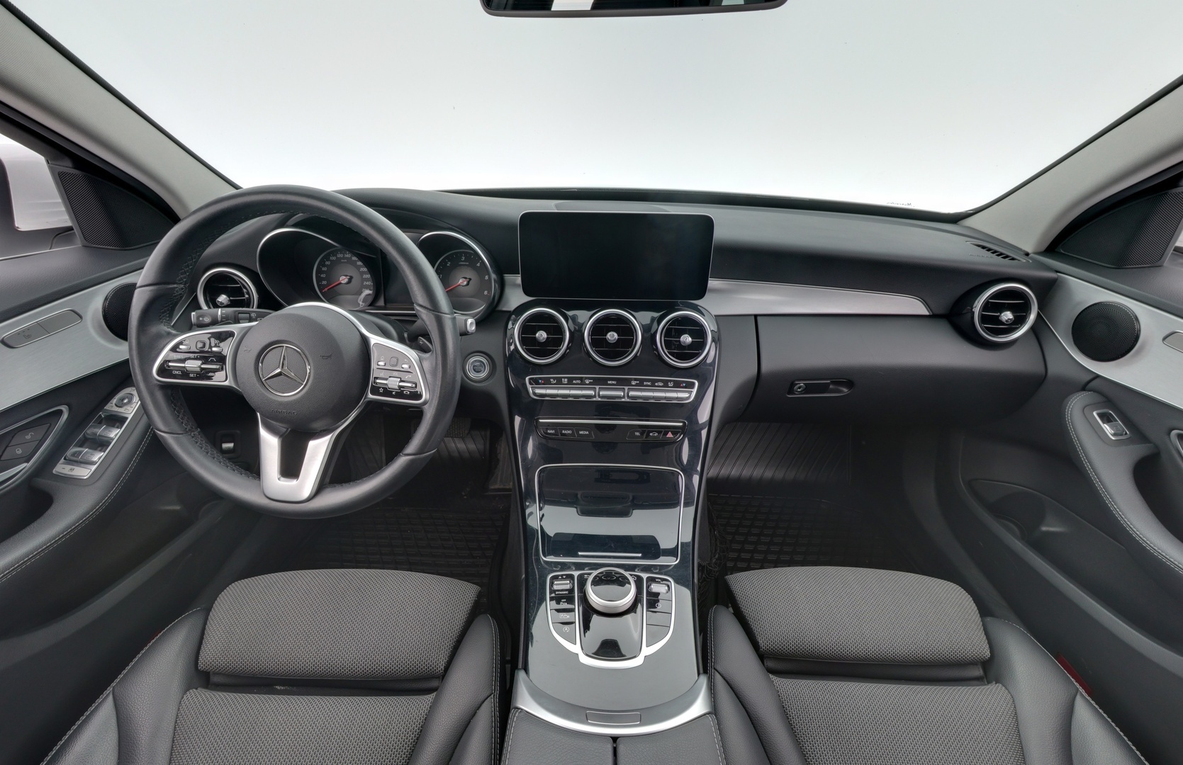 MERCEDES-BENZ C 2020