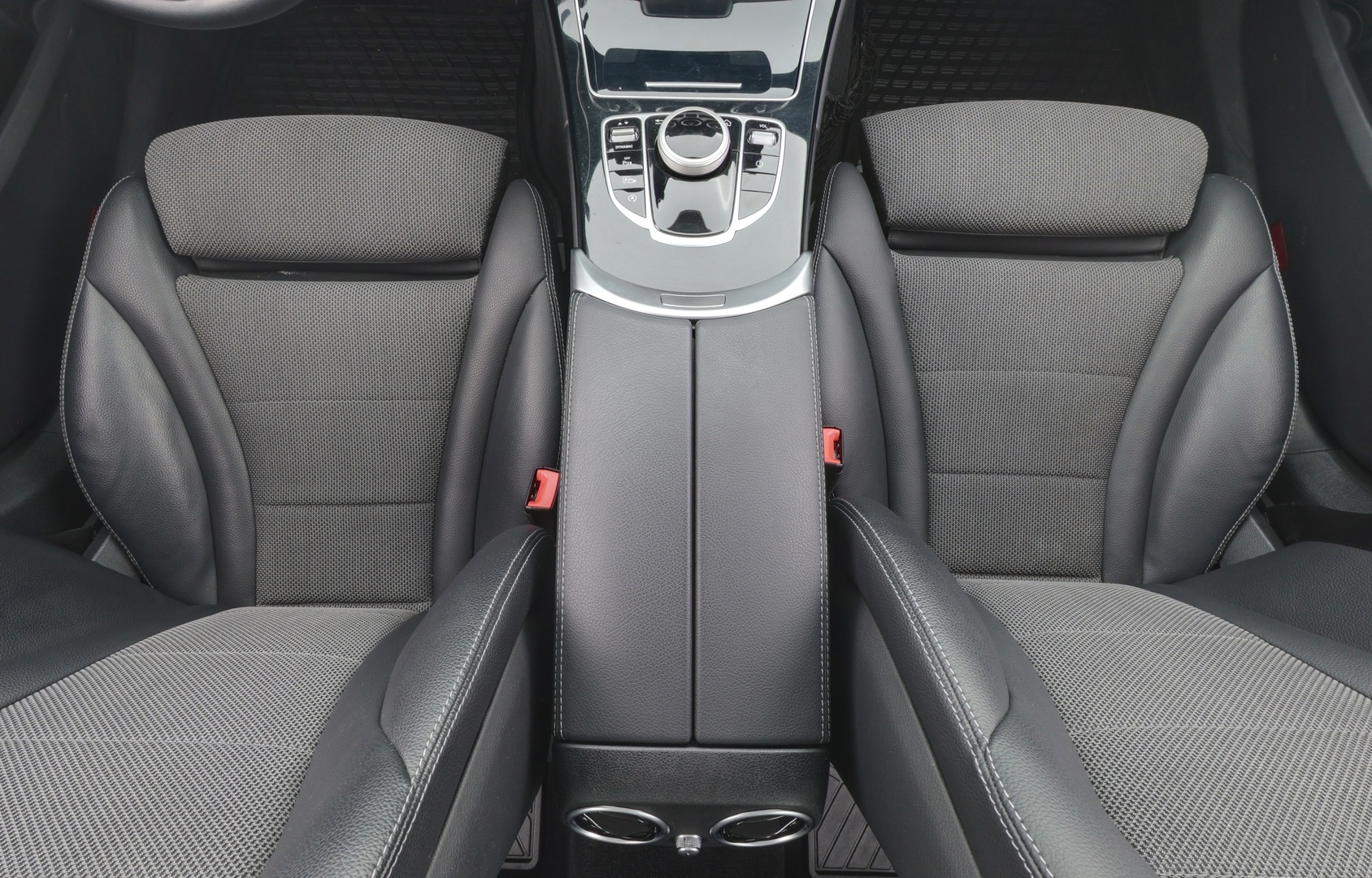 MERCEDES-BENZ C 2020