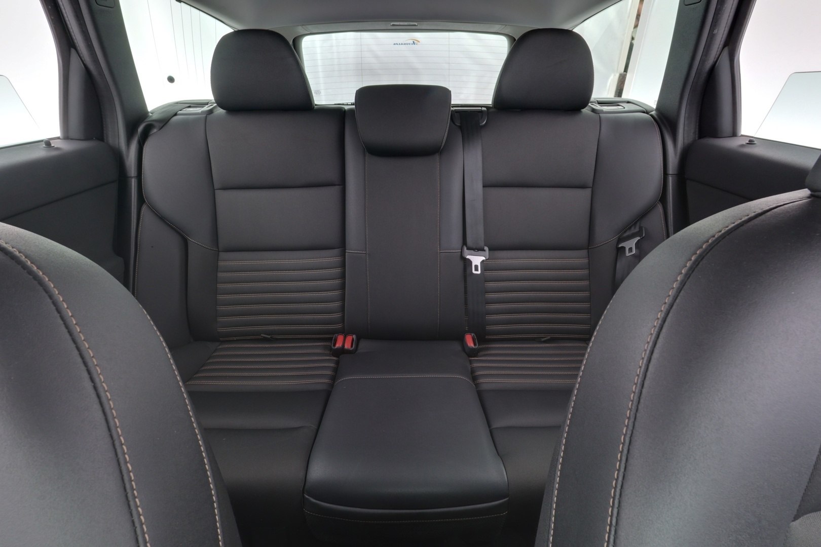 VOLVO V50 2009