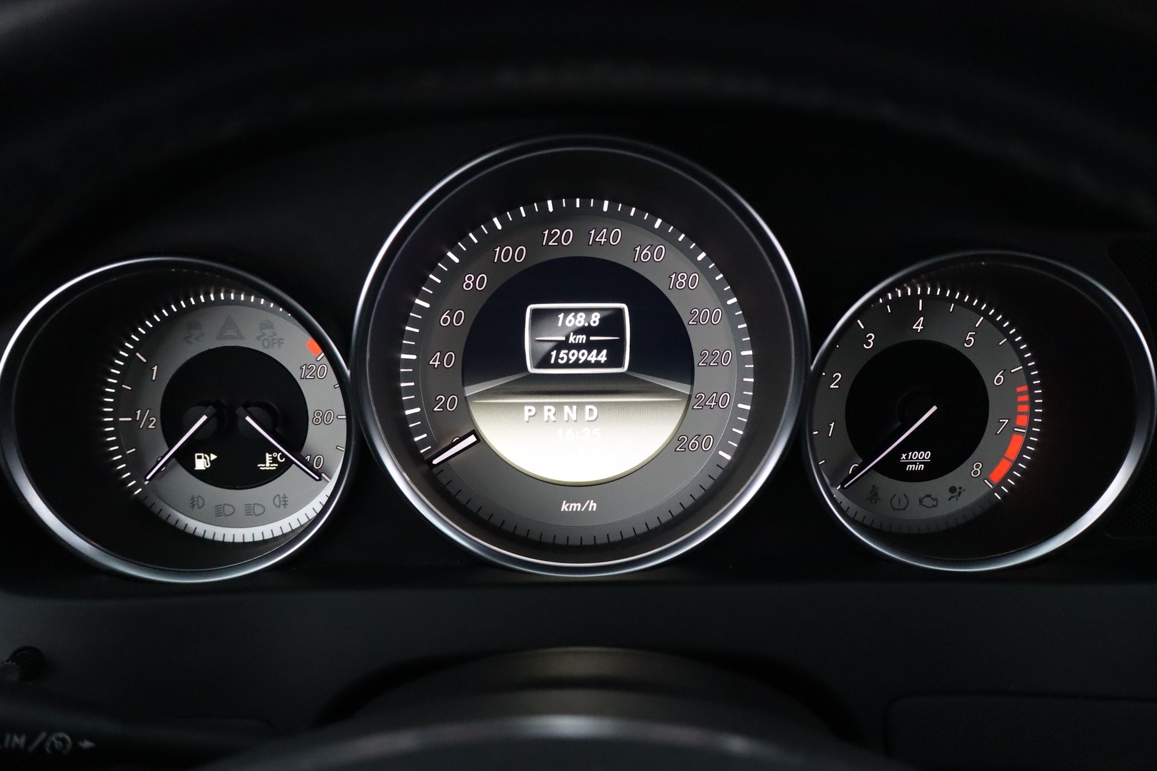 MERCEDES-BENZ C 2012