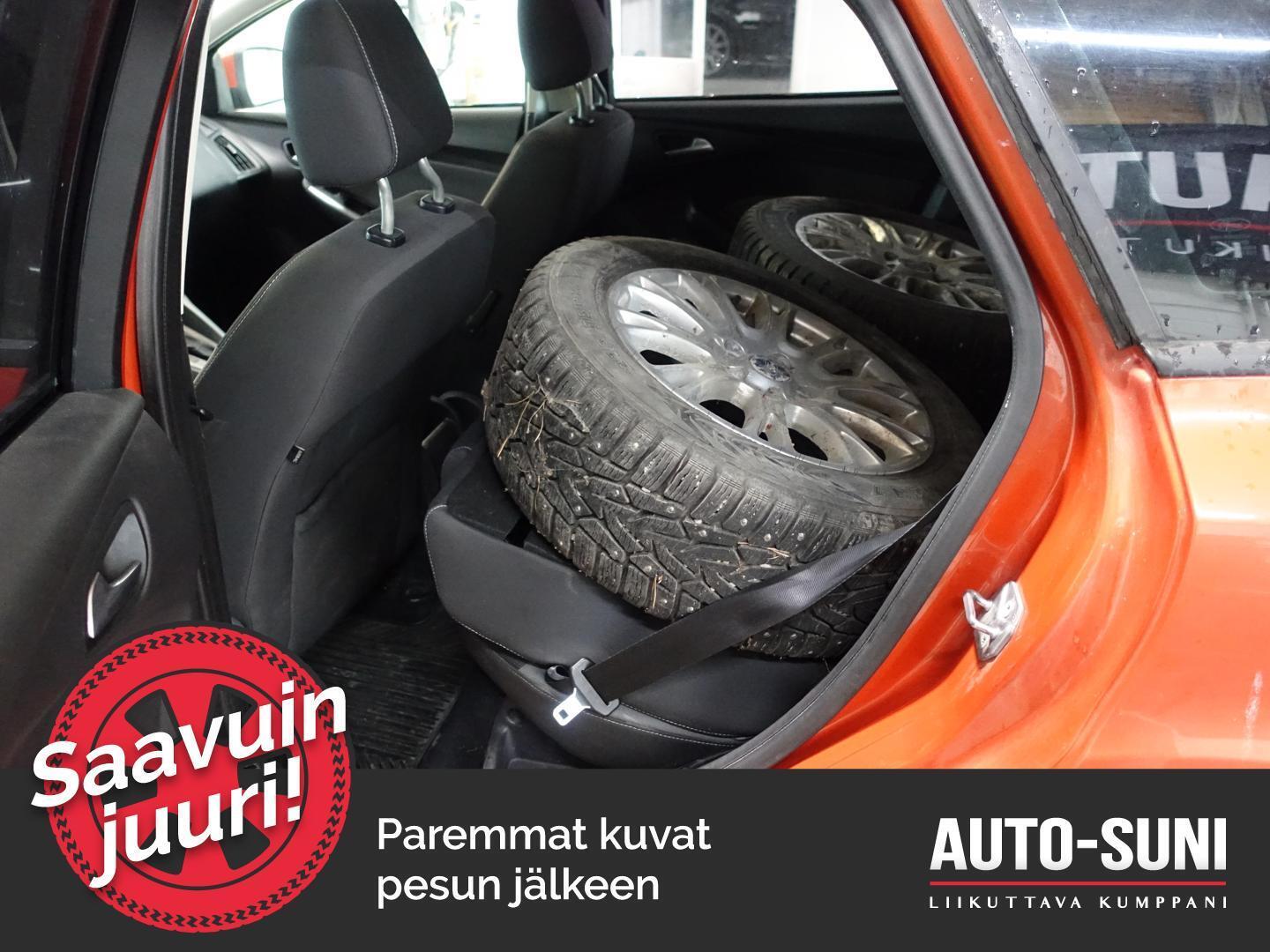 FORD Focus 2012