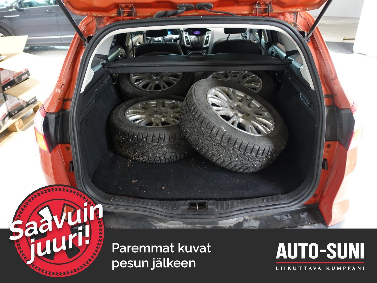 FORD Focus 2012