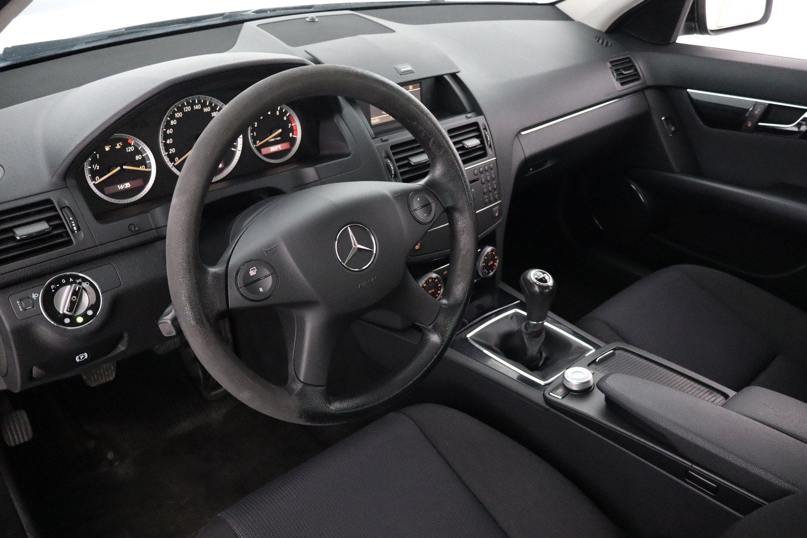 MERCEDES-BENZ C 2008