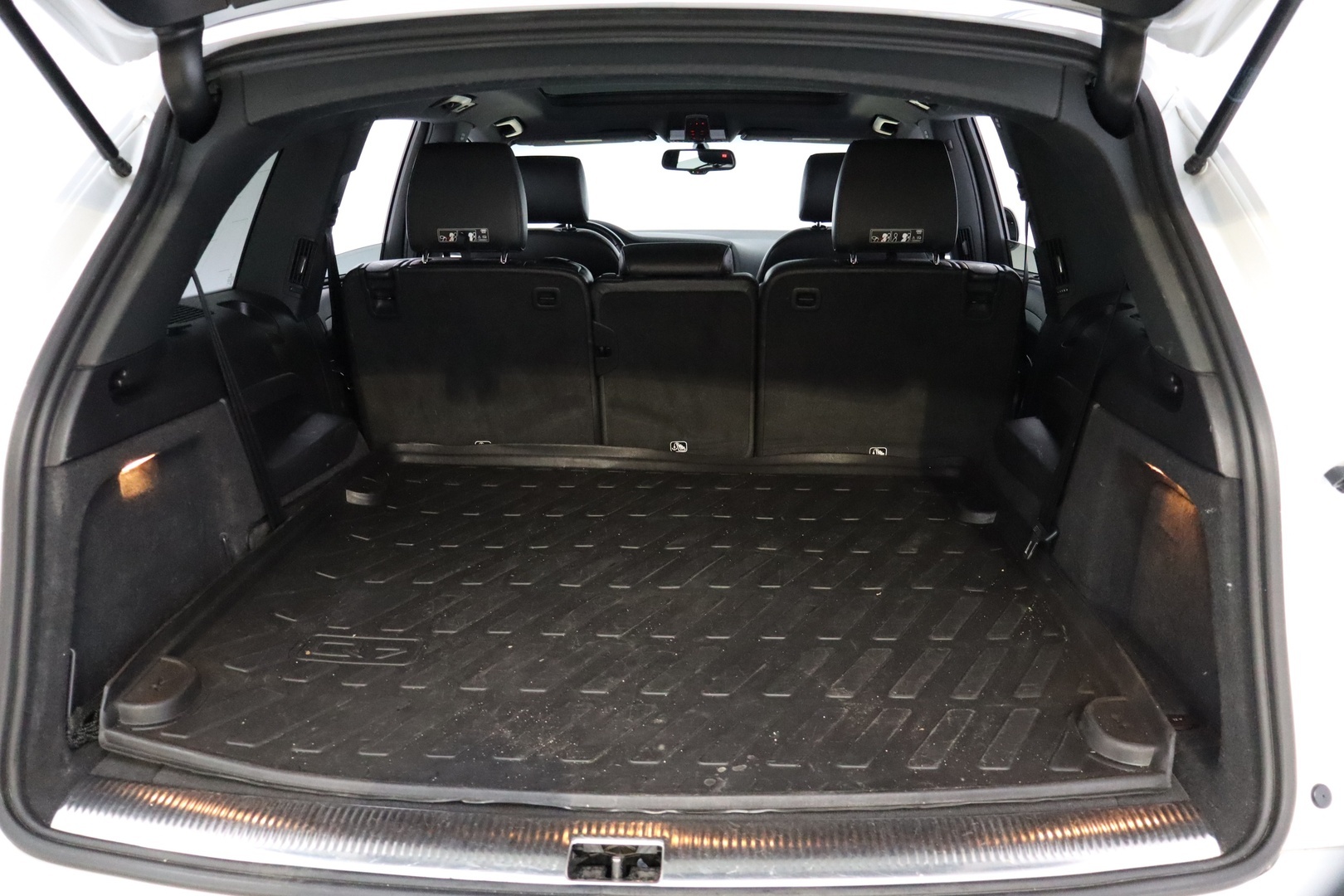 AUDI Q7 2012