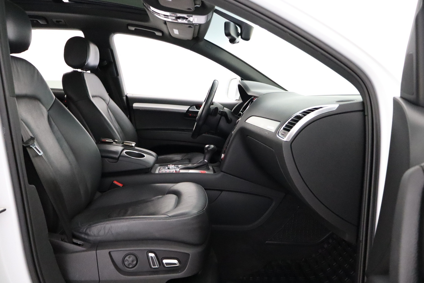 AUDI Q7 2012