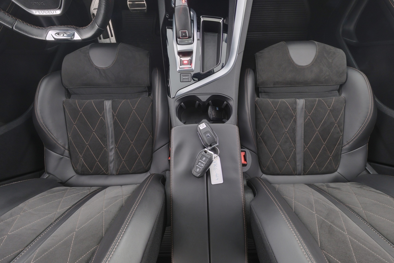PEUGEOT 3008 2018