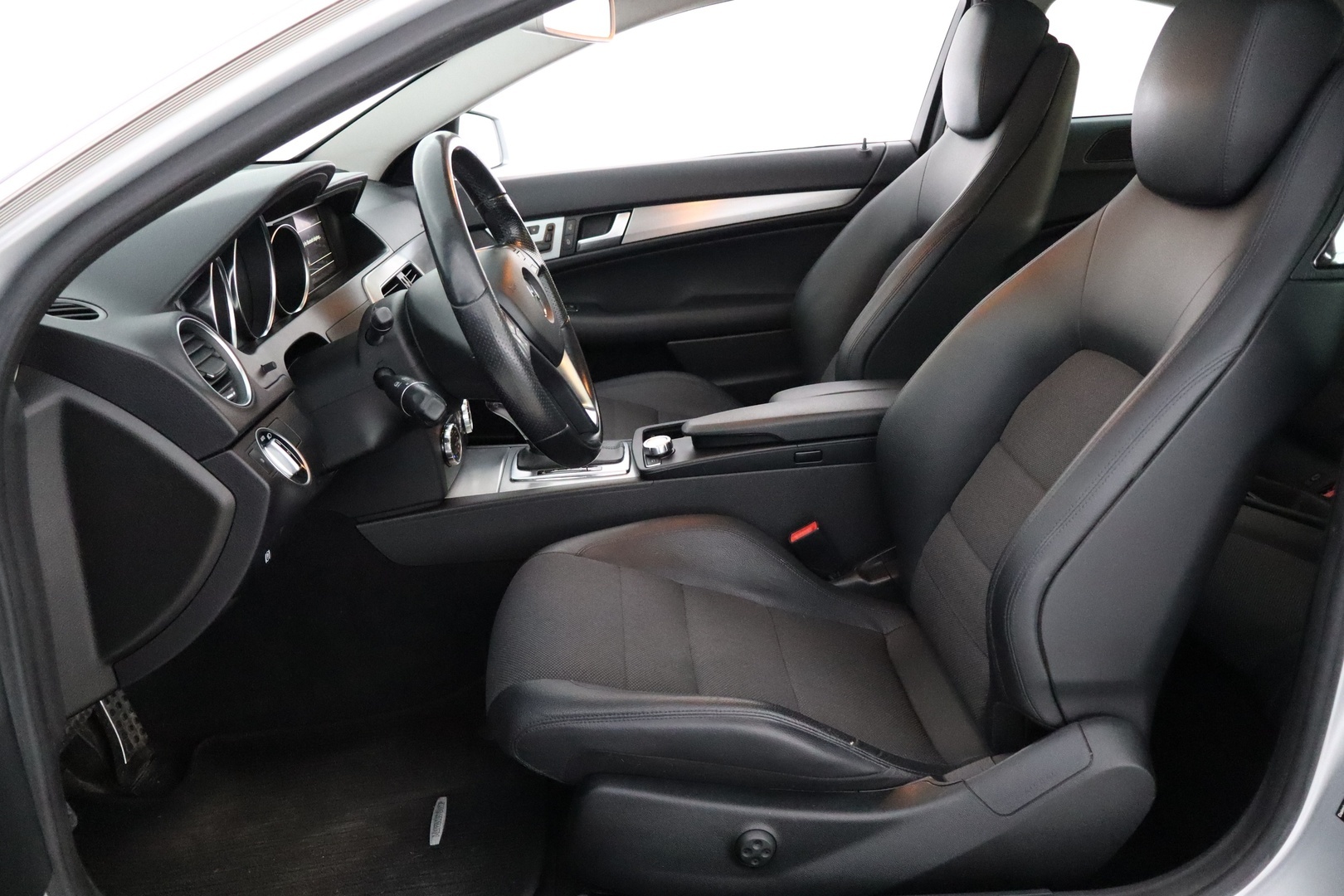 MERCEDES-BENZ C 2012