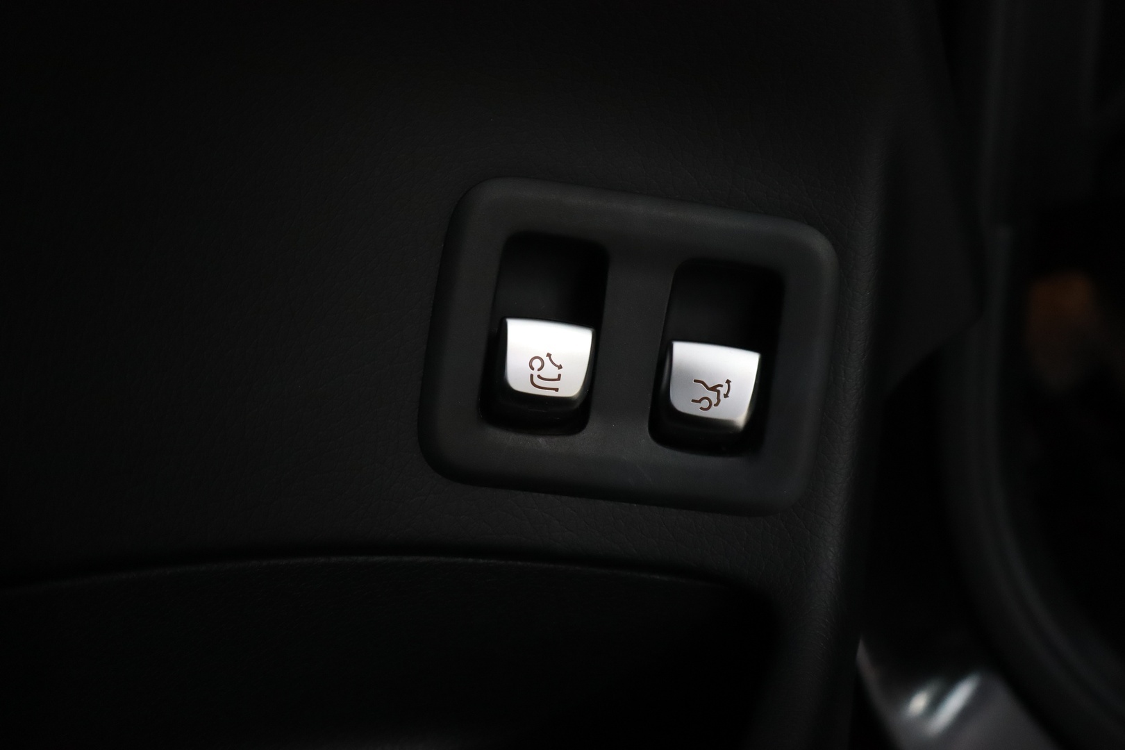 MERCEDES-BENZ GLC 2016