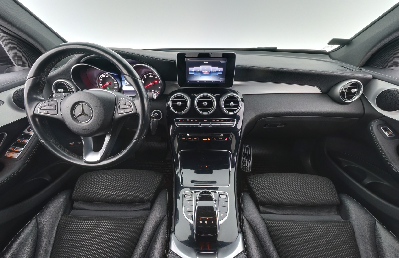 MERCEDES-BENZ GLC 2016