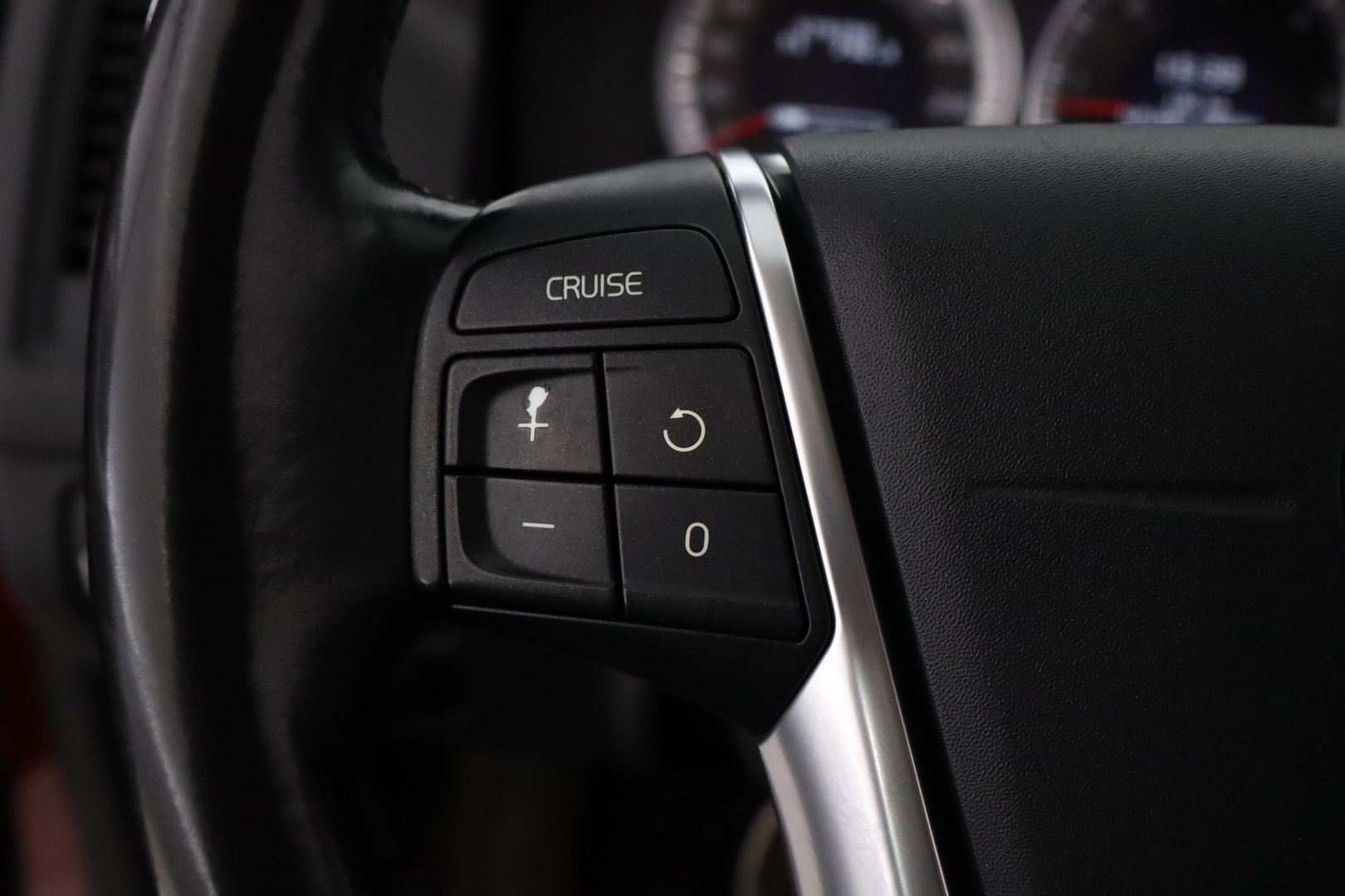 VOLVO XC60 2013
