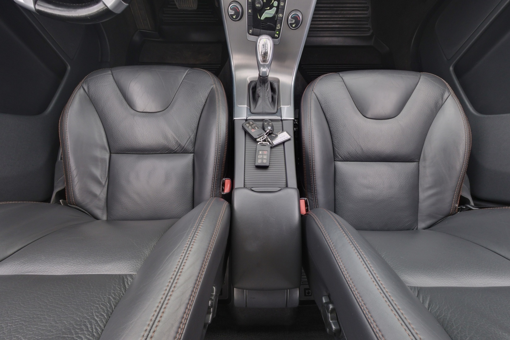 VOLVO XC60 2013