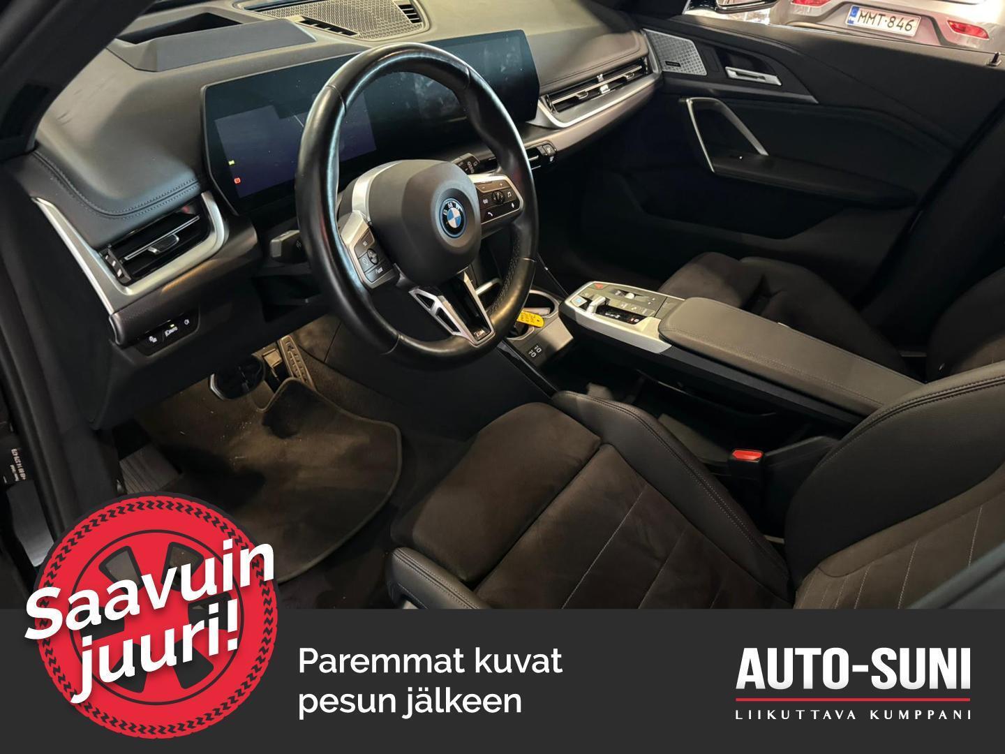 BMW iX1 2023