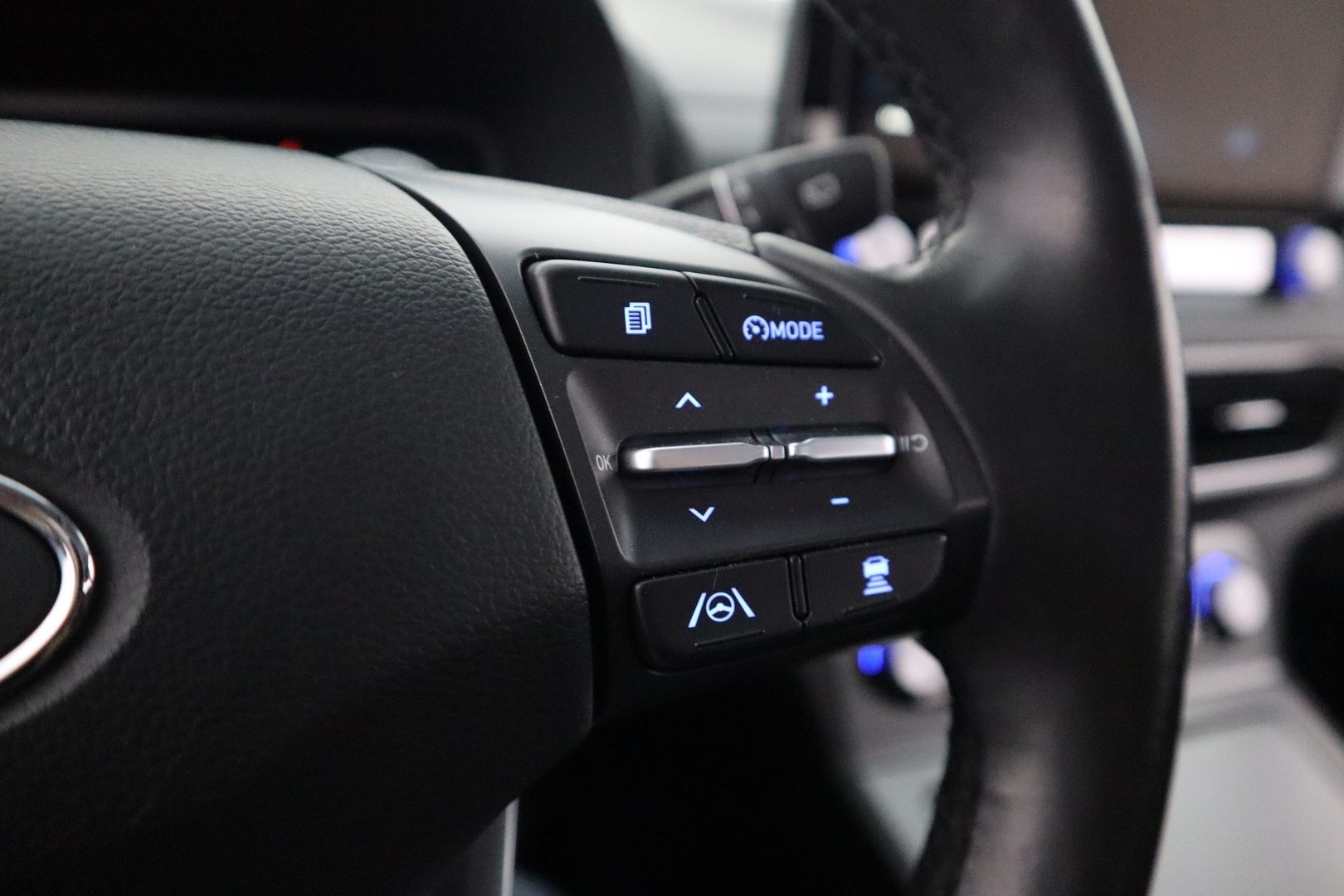 HYUNDAI KONA 2022