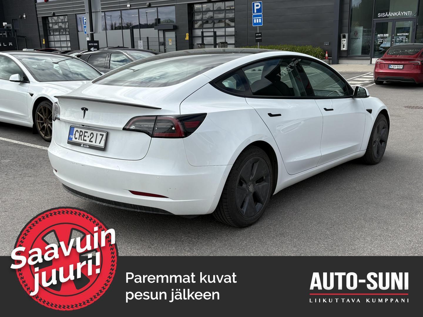 TESLA Model 3 2021