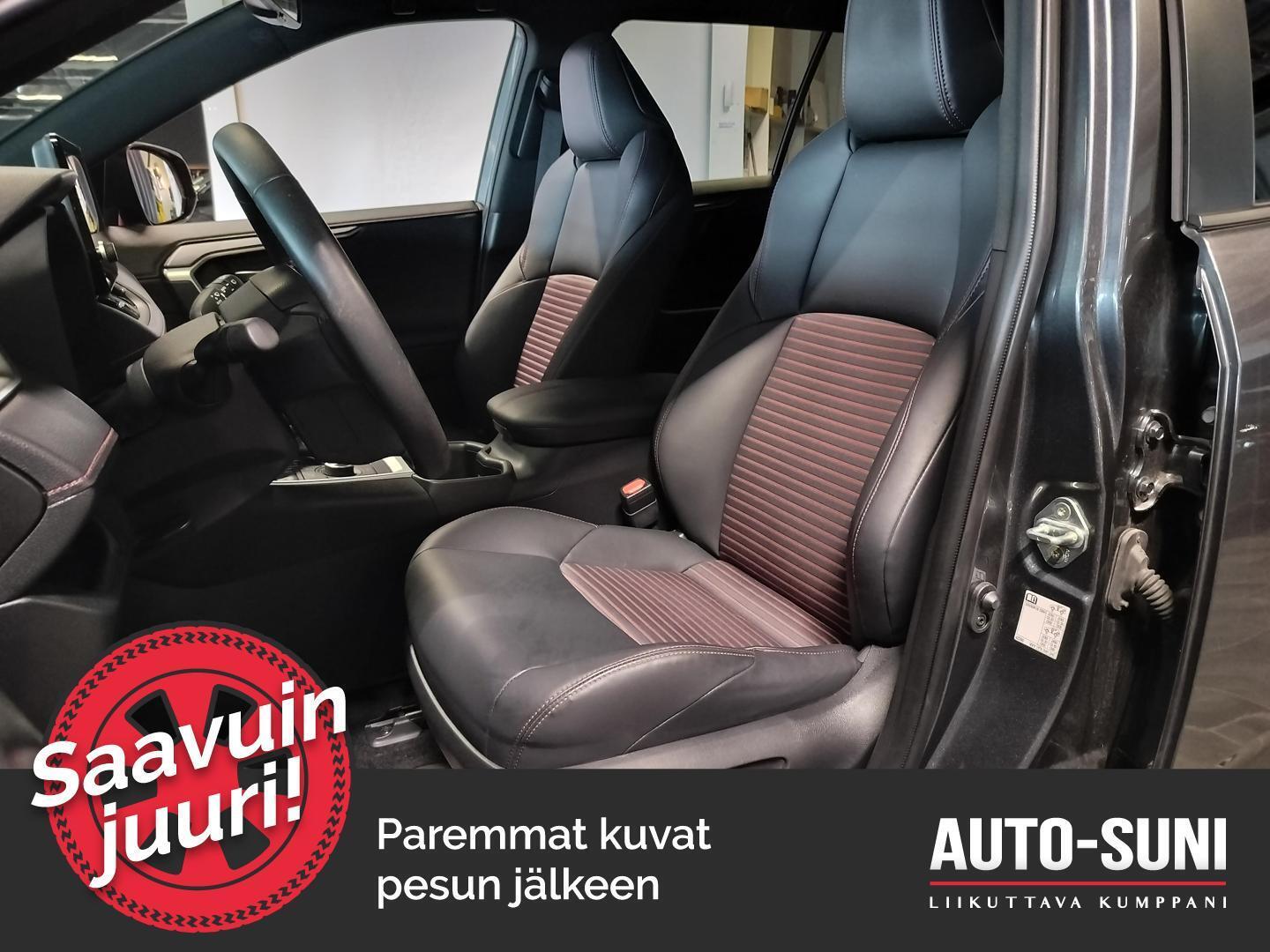 TOYOTA RAV4 Plug-in 2024