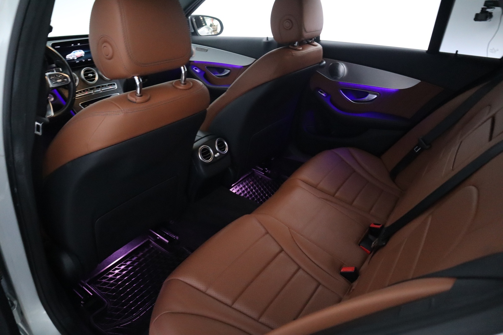 MERCEDES-BENZ C 22