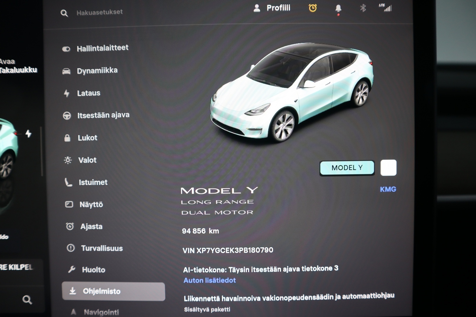 TESLA Model Y 2023