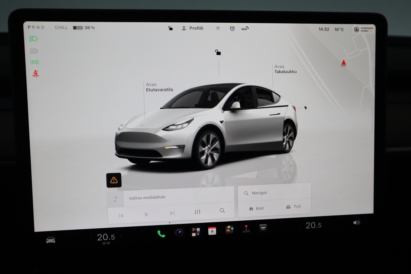 TESLA Model Y 2023