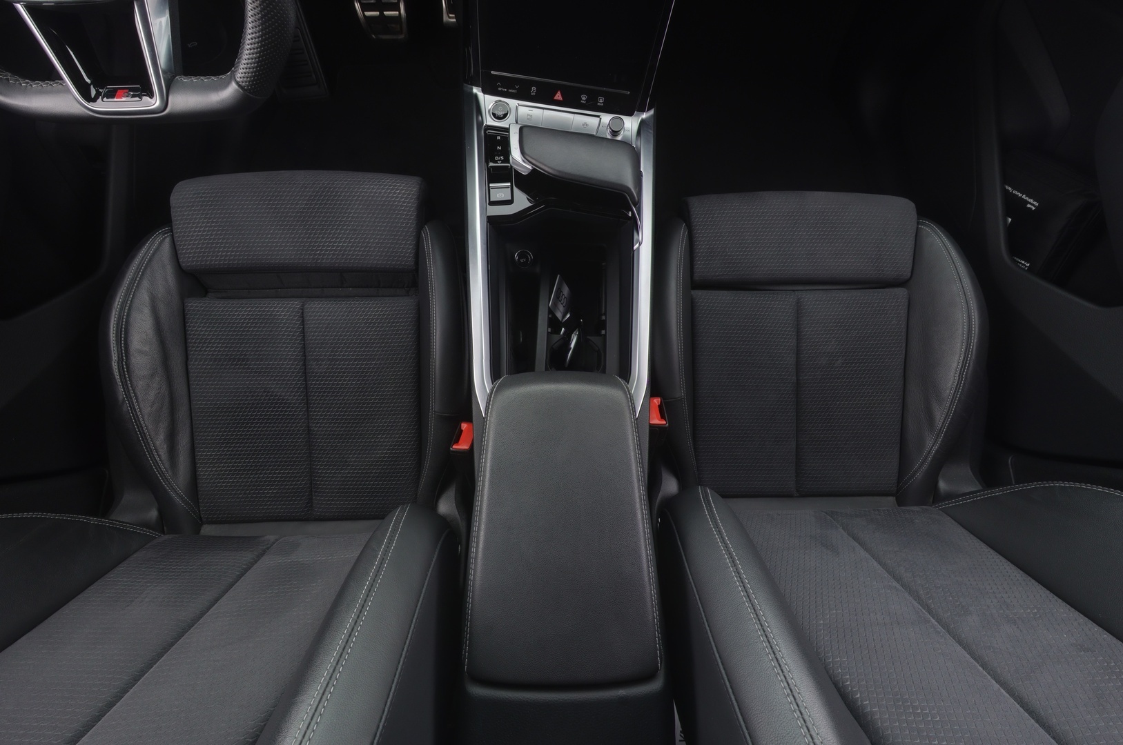 AUDI Q8 e-tron 2024
