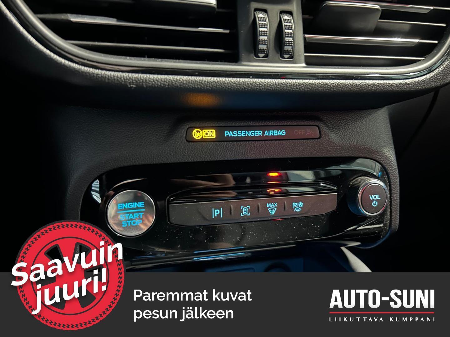 FORD Kuga 2025