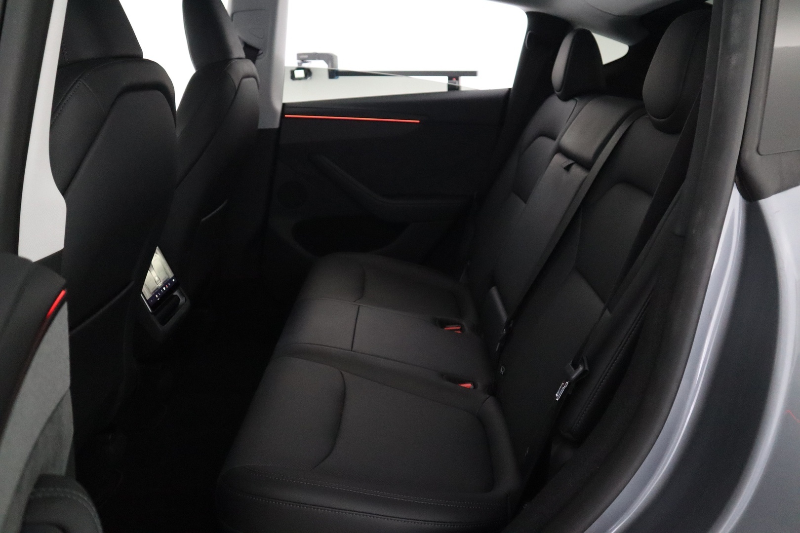 TESLA Model Y 11