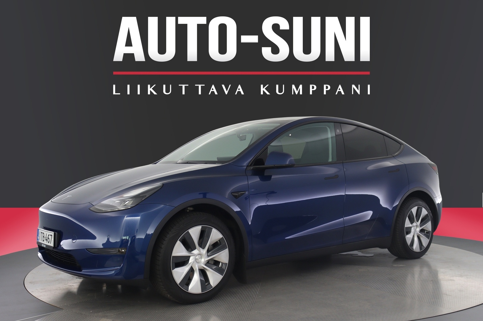 TESLA Model Y 5