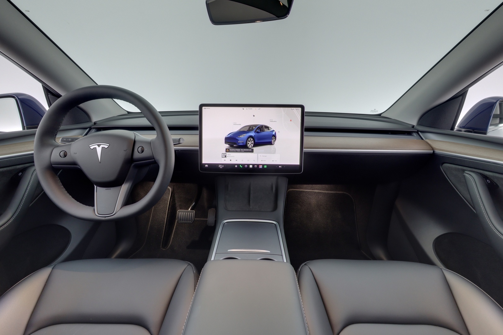 TESLA Model Y 7