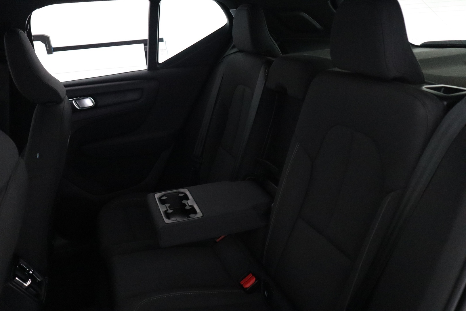 VOLVO XC40 13
