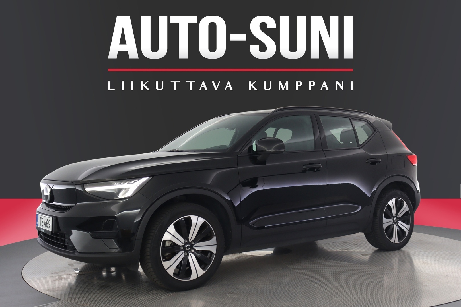VOLVO XC40 5