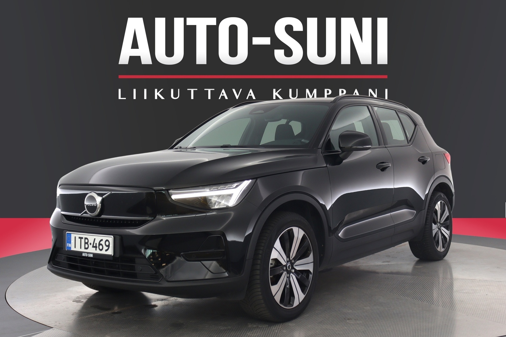 VOLVO XC40 6