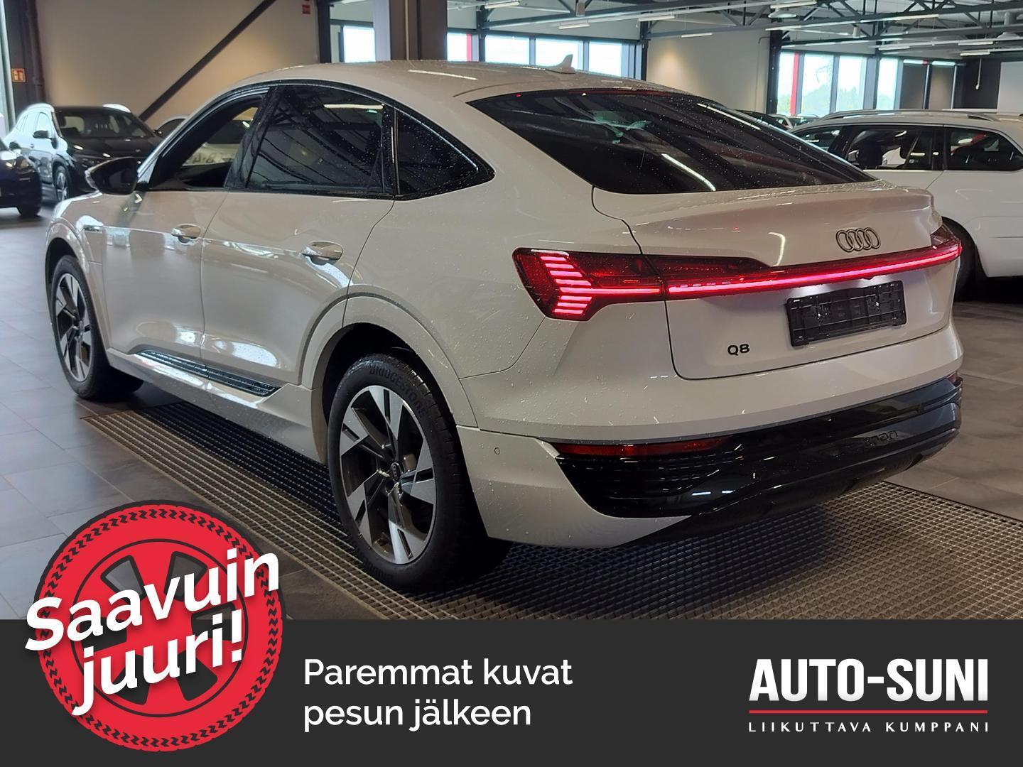 AUDI Q8 e-tron 2024