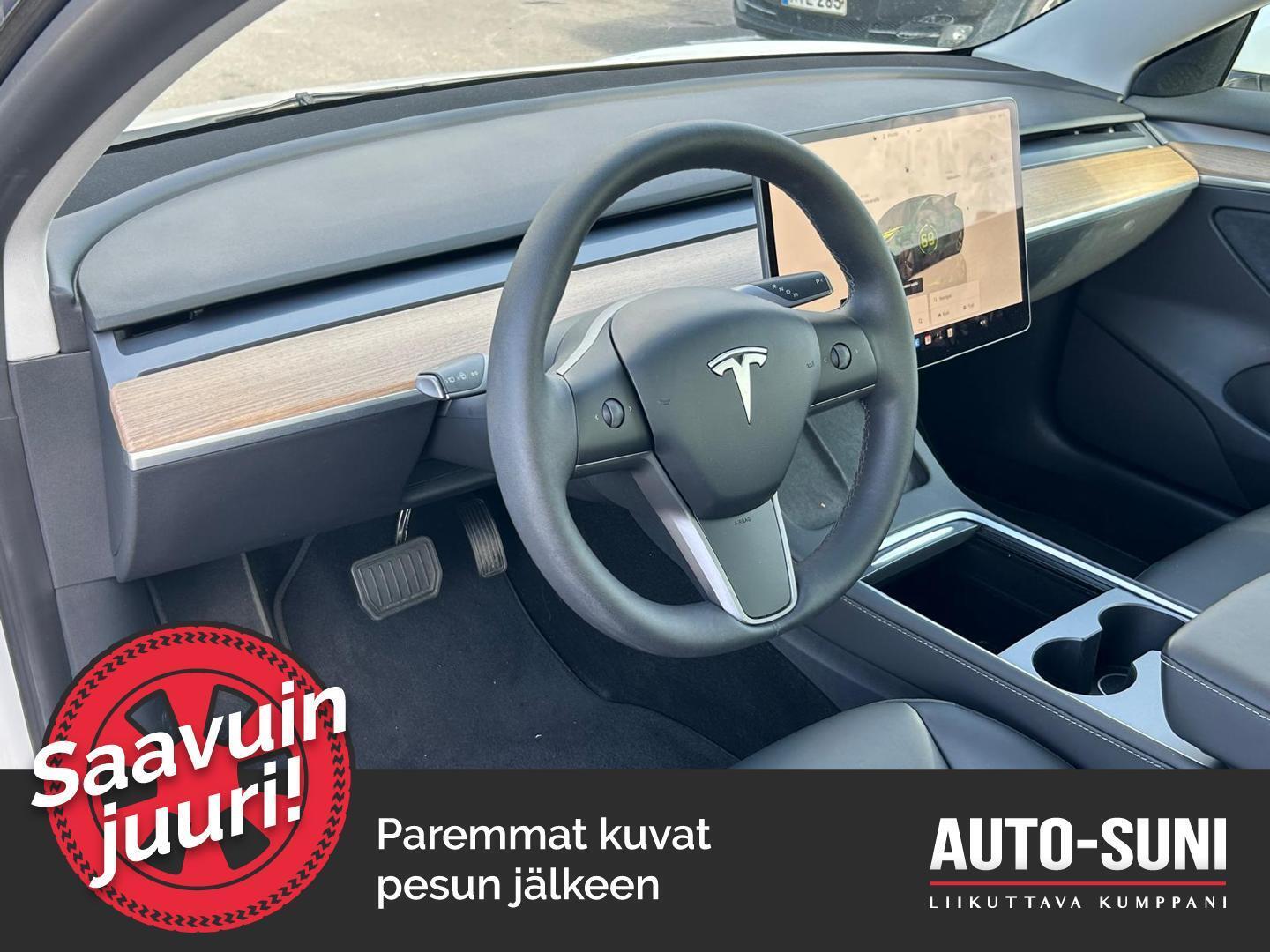 TESLA Model 3 2023