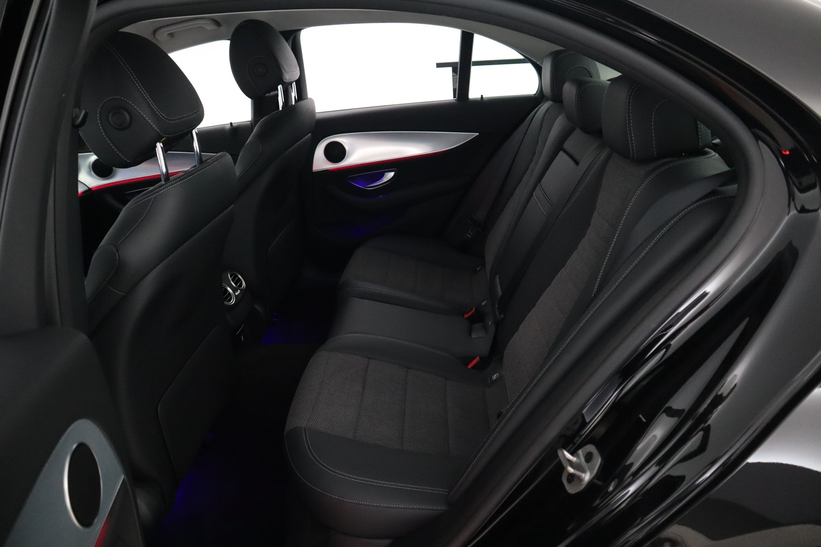 MERCEDES-BENZ E 2020